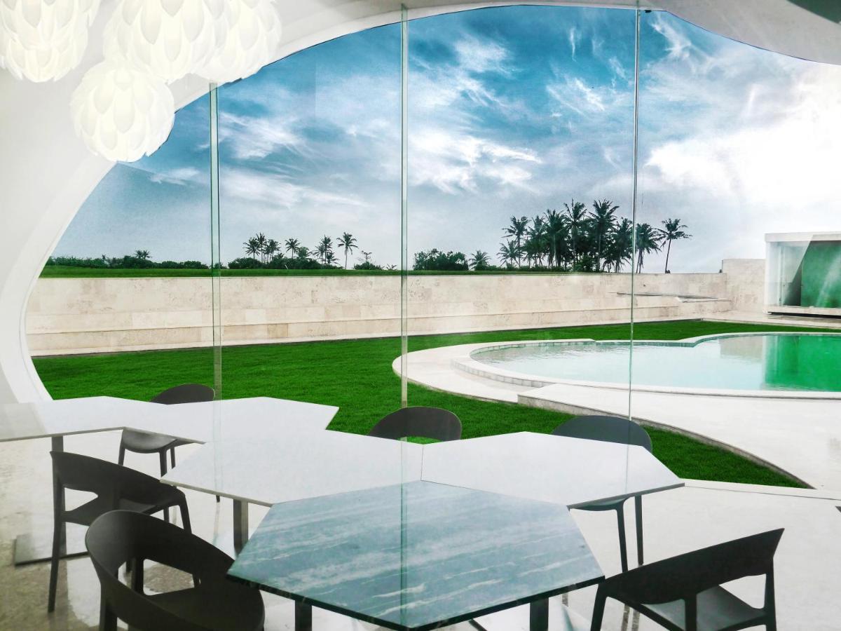 The Cloud Beachfront Villa Tabanan 외부 사진